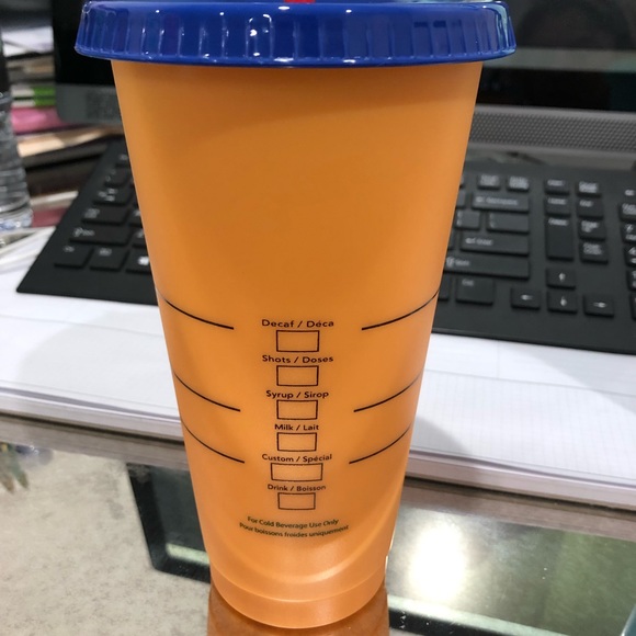 ✨🍭Brand New Color Changing Starbucks Cup🍭✨ - Picture 2 of 2